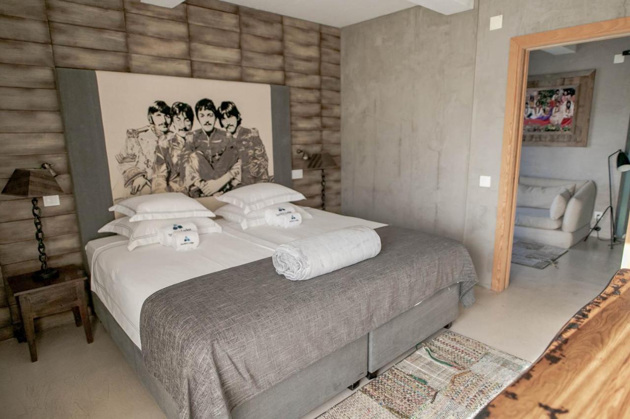 Surfers Lodge Peniche Eksteriør billede