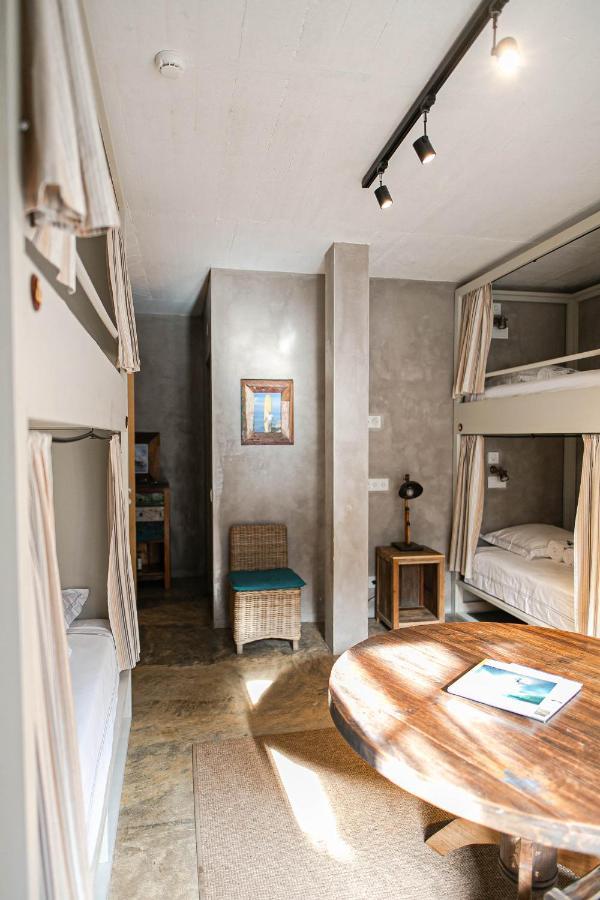 Surfers Lodge Peniche Eksteriør billede